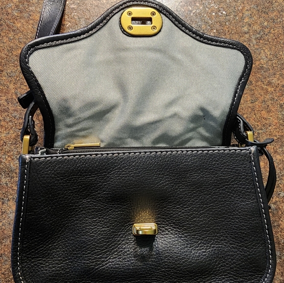 Fossil Brand Small Heritage Flap Crossbody Black - Picture 5 of 11
